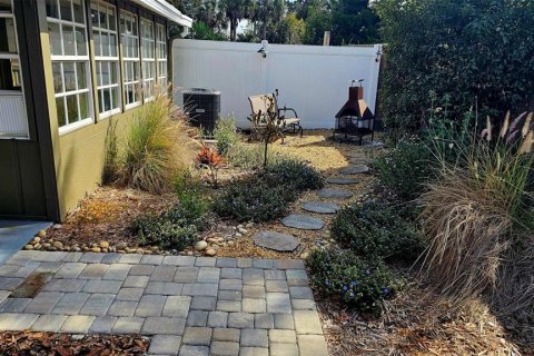 Casa en venta en New Smyrna Beach, Florida, 2 dormitorios, 97.18 m2 № 1831847 - foto 9