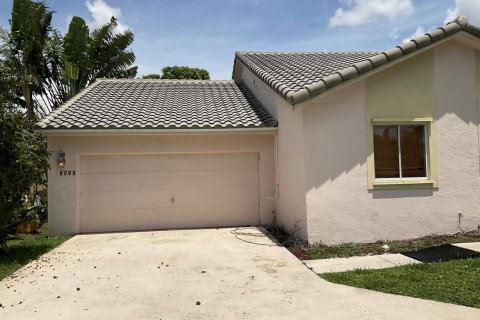 Villa ou maison à Lake Worth, Floride 3 chambres, 140.47 m2 № 2285849
