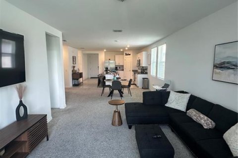 House in Winter Haven, Florida 3 bedrooms, 157.47 sq.m. № 1900213 - photo 11