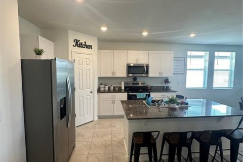 House in Winter Haven, Florida 3 bedrooms, 157.47 sq.m. № 1900213 - photo 8