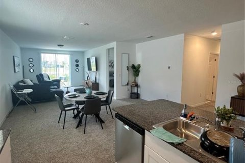 House in Winter Haven, Florida 3 bedrooms, 157.47 sq.m. № 1900213 - photo 10