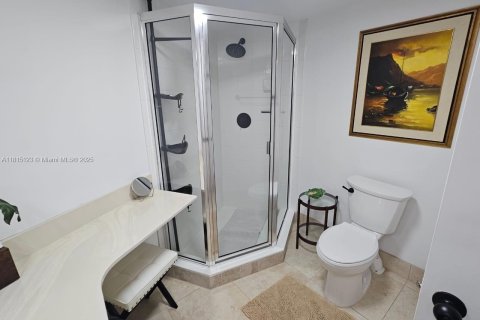 Condominio en alquiler en Riviera Beach, Florida, 2 dormitorios, 135.36 m2 № 1766746 - foto 26