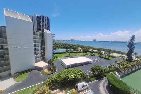 Condominio en alquiler en Riviera Beach, Florida, 2 dormitorios, 135.36 m2 № 1766746 - foto 29