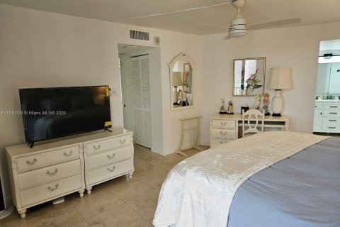 Снять в аренду кондоминиум в Ривьера-Бич, Флорида 2 спальни, 135.36м2, № 1766746 - фото 12