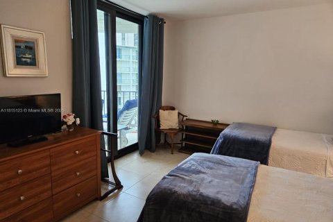 Снять в аренду кондоминиум в Ривьера-Бич, Флорида 2 спальни, 135.36м2, № 1766746 - фото 20