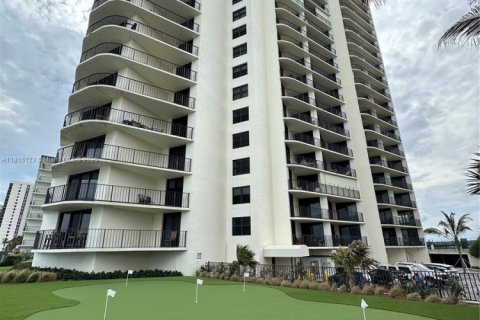 Condominio en alquiler en Riviera Beach, Florida, 2 dormitorios, 135.36 m2 № 1766746 - foto 30