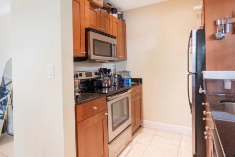 Propiedad comercial en venta en Oakland Park, Florida, 184.32 m2 № 2084086 - foto 11
