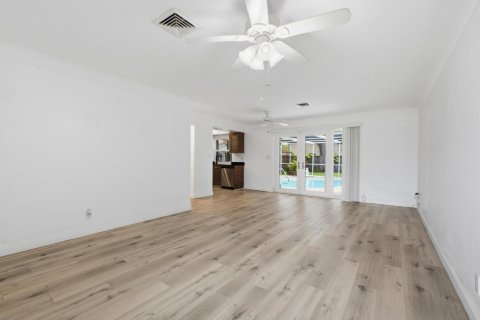 Propiedad comercial en venta en Oakland Park, Florida, 184.32 m2 № 2084086 - foto 22