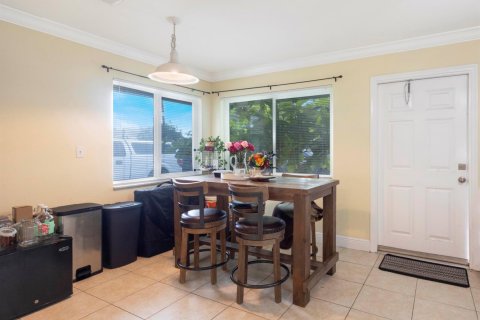 Propiedad comercial en venta en Oakland Park, Florida, 184.32 m2 № 2084086 - foto 8