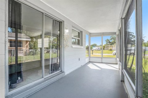 Villa ou maison à vendre à Tampa, Floride: 3 chambres, 117.43 m2 № 1873671 - photo 29