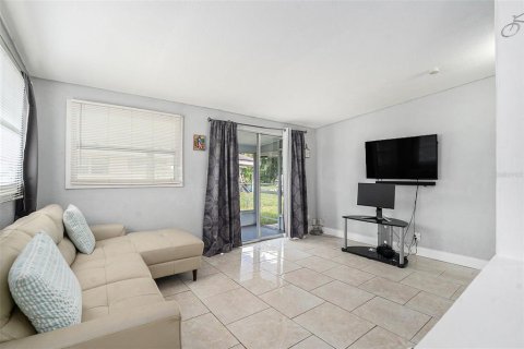 Villa ou maison à vendre à Tampa, Floride: 3 chambres, 117.43 m2 № 1873671 - photo 18