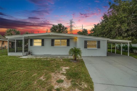 Villa ou maison à vendre à Tampa, Floride: 3 chambres, 117.43 m2 № 1873671 - photo 1