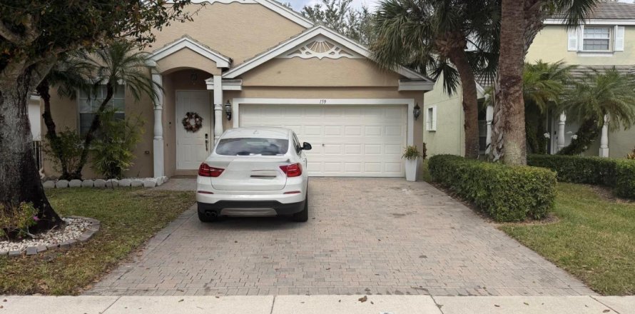 House in Royal Palm Beach, Florida 3 bedrooms, 168.34 sq.m. № 2186705
