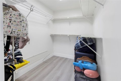 Купить кондоминиум в Санрайз, Флорида 2 спальни, 110.55м2, № 2032611 - фото 27