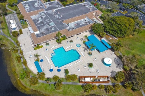 Купить кондоминиум в Санрайз, Флорида 2 спальни, 110.55м2, № 2032611 - фото 8