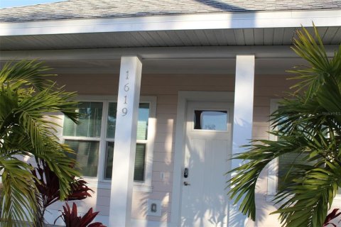 Villa ou maison à vendre à Bradenton, Floride: 3 chambres, 121.7 m2 № 1844504 - photo 6