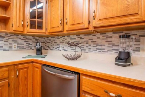 Снять в аренду квартиру в Орландо, Флорида 4 комнаты, 60.39м2, № 537610 - фото 7