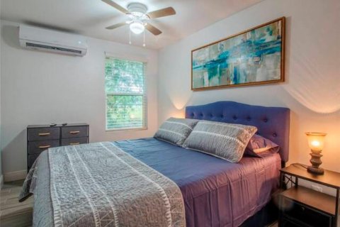 Снять в аренду квартиру в Орландо, Флорида 4 комнаты, 60.39м2, № 537610 - фото 18