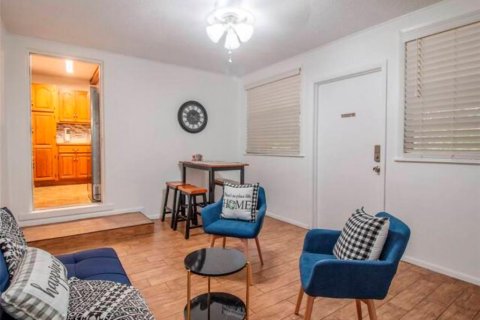 Снять в аренду квартиру в Орландо, Флорида 4 комнаты, 60.39м2, № 537610 - фото 27