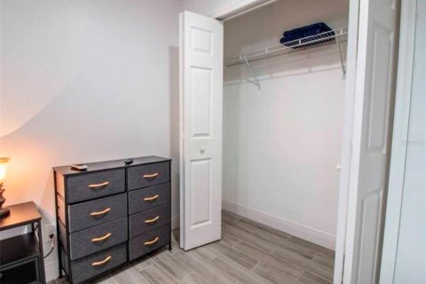 Снять в аренду квартиру в Орландо, Флорида 4 комнаты, 60.39м2, № 537610 - фото 22