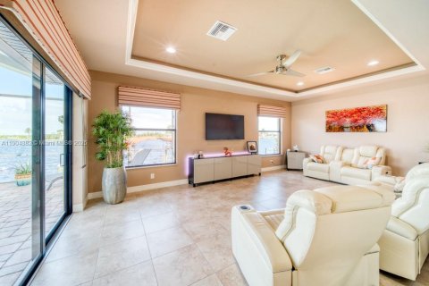 Villa ou maison à vendre à Cape Coral, Floride: 3 chambres № 1956078 - photo 30