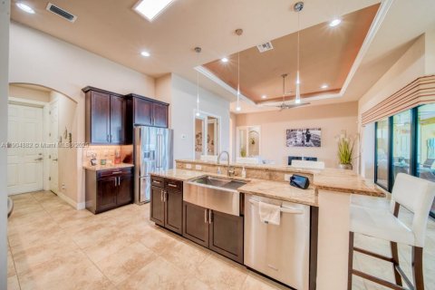 Villa ou maison à vendre à Cape Coral, Floride: 3 chambres № 1956078 - photo 9