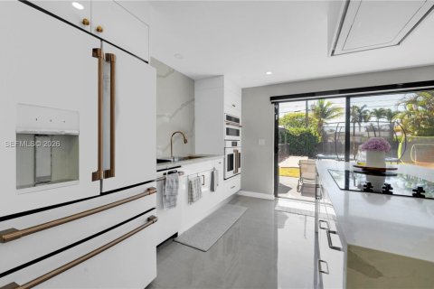 House in Hollywood, Florida 3 bedrooms № 2064789 - photo 25