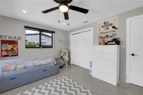 House in Hollywood, Florida 3 bedrooms № 2064789 - photo 28