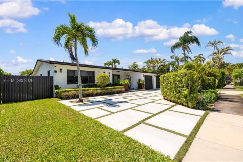 House in Hollywood, Florida 3 bedrooms № 2064789 - photo 6