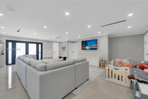 House in Hollywood, Florida 3 bedrooms № 2064789 - photo 15
