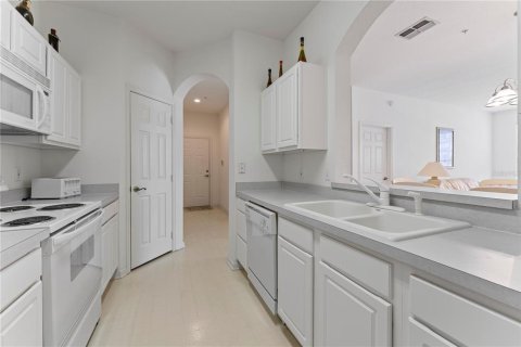 Condo in Orlando, Florida, 3 bedrooms  № 2110120 - photo 20