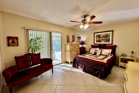 Condo in Deerfield Beach, Florida, 1 bedroom  № 2247573 - photo 3