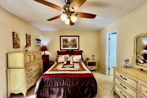 Condo in Deerfield Beach, Florida, 1 bedroom  № 2247573 - photo 16