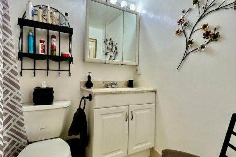 Condo in Deerfield Beach, Florida, 1 bedroom  № 2247573 - photo 20
