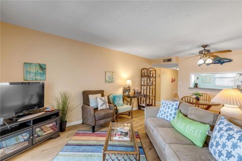 Condominio en venta en New Smyrna Beach, Florida, 1 dormitorio, 69.49 m2 № 1851674 - foto 8