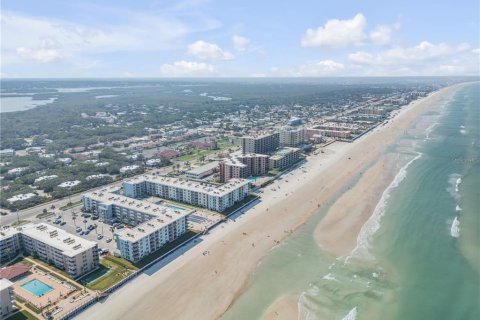Condominio en venta en New Smyrna Beach, Florida, 1 dormitorio, 69.49 m2 № 1851674 - foto 20