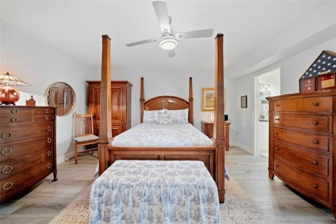 Condo in Clearwater, Florida, 2 bedrooms  № 2384405 - photo 14