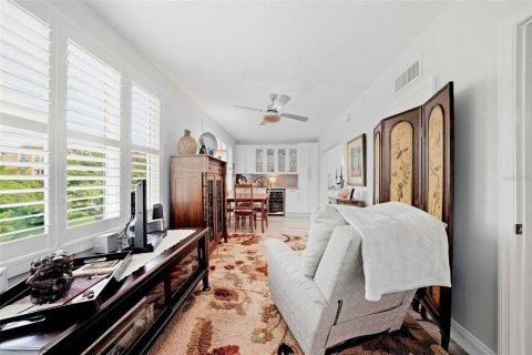 Condo in Clearwater, Florida, 2 bedrooms  № 2384405 - photo 13