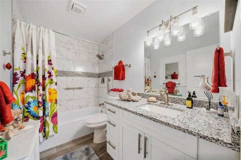 Condo in Clearwater, Florida, 2 bedrooms  № 2384405 - photo 19