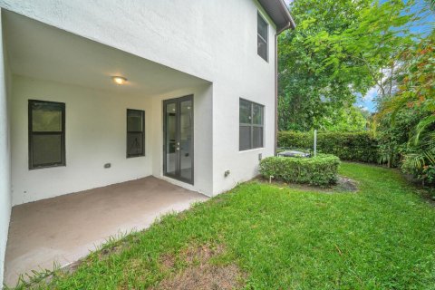 Touwnhouse à louer à West Palm Beach, Floride: 3 chambres, 192.4 m2 № 2261383 - photo 30