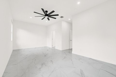 Touwnhouse à louer à West Palm Beach, Floride: 3 chambres, 192.4 m2 № 2261383 - photo 24