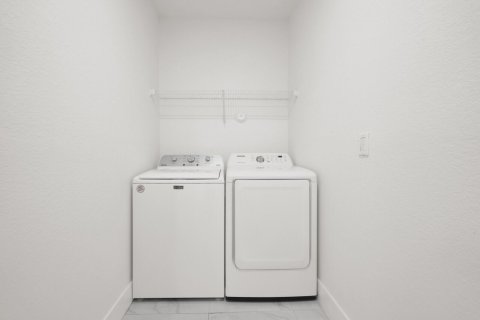 Touwnhouse à louer à West Palm Beach, Floride: 3 chambres, 192.4 m2 № 2261383 - photo 9