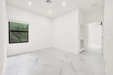 Touwnhouse à louer à West Palm Beach, Floride: 3 chambres, 192.4 m2 № 2261383 - photo 20