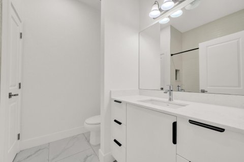 Touwnhouse à louer à West Palm Beach, Floride: 3 chambres, 192.4 m2 № 2261383 - photo 29