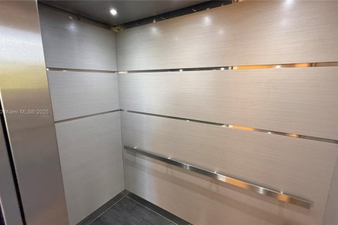 Снять в аренду кондоминиум в Санрайз, Флорида 2 спальни, 78.97м2, № 1944515 - фото 29