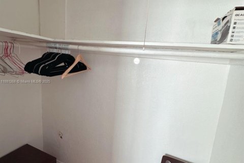 Apartment in Miami Beach, Florida 1 bedroom, 50.91 sq.m. № 1953642 - photo 2