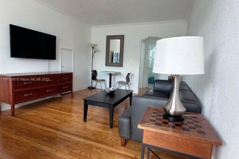 Apartment in Miami Beach, Florida 1 bedroom, 50.91 sq.m. № 1953642 - photo 5