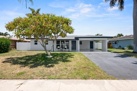 House in Pompano Beach, Florida 2 bedrooms, 164.44 sq.m. № 2191787 - photo 3