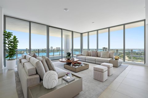 Condo in Lake Park, Florida, 3 bedrooms № 2146212