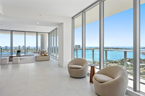 Condo in Lake Park, Florida, 3 bedrooms  № 2146212 - photo 6